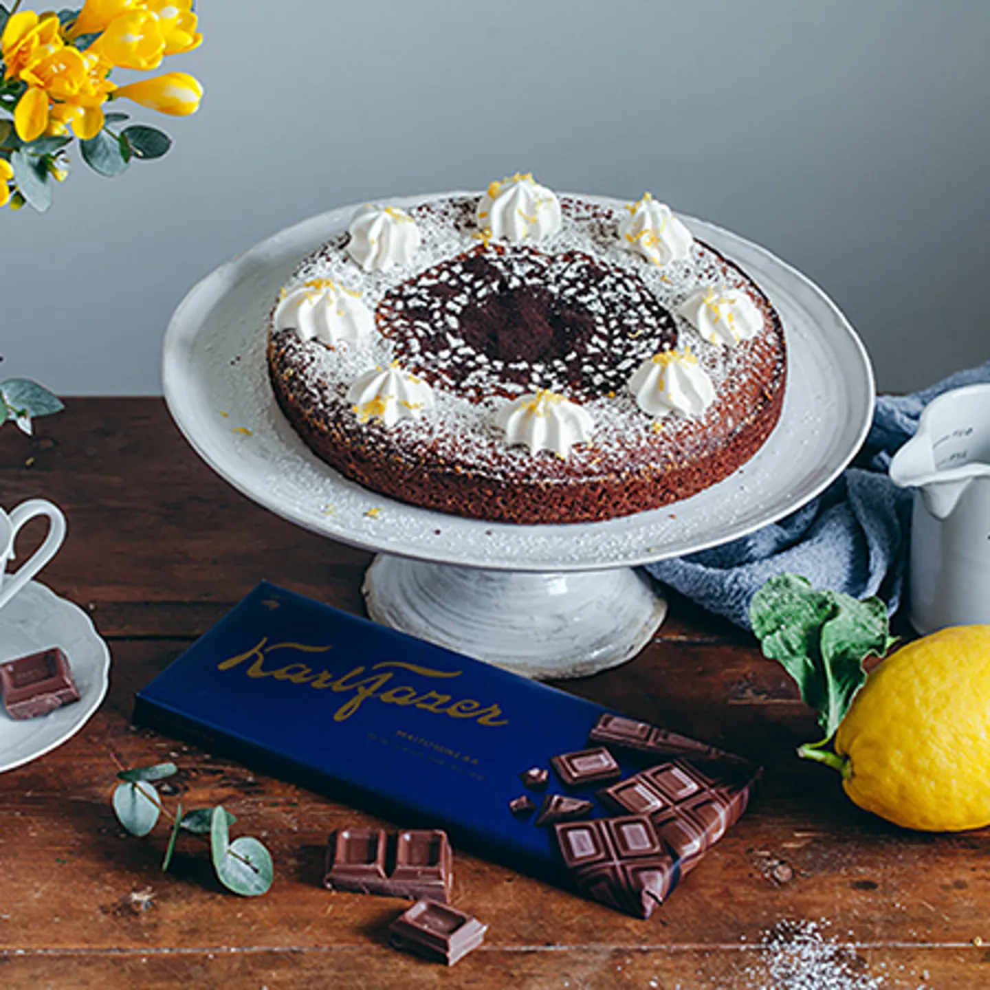 Italialainen suklaakakku torta caprese Fazerin Sinisestä 